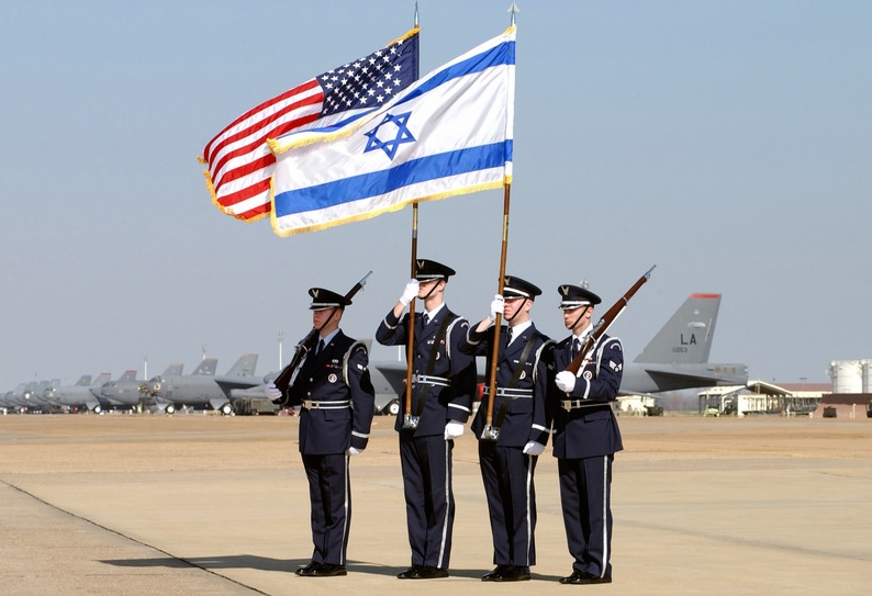 a-us-air-force-usaf-color-guard-carrying-the-american-and-israeli-flags-stands-48783e-1024.jpg